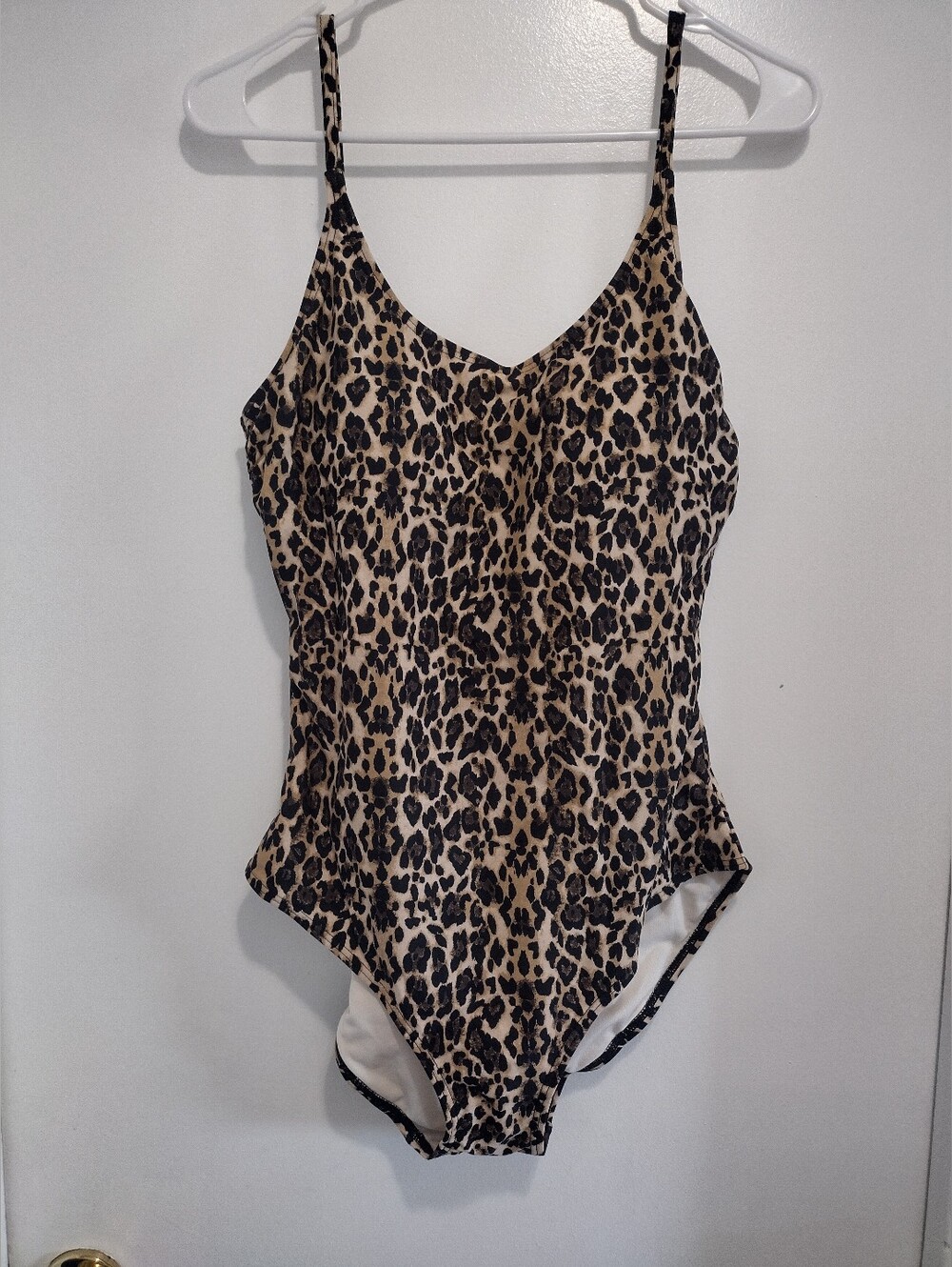 NWT Pursuit Leopard Print One Piece Swimsuit Size 16
